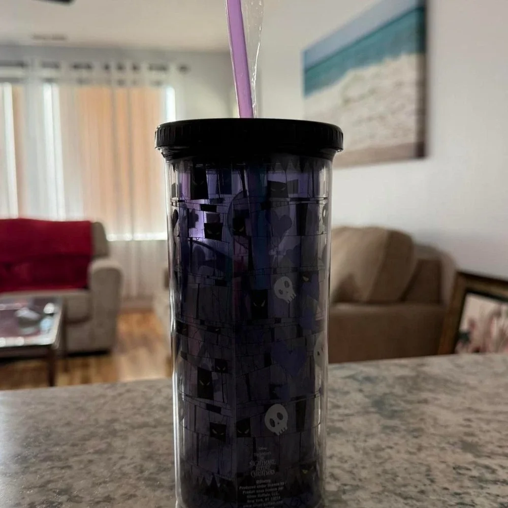 Nightmare Before Christmas tumbler with straw - New
